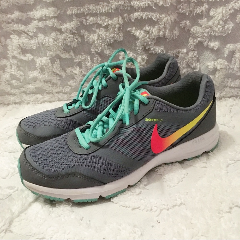 Nike Aeroply Running Shoes